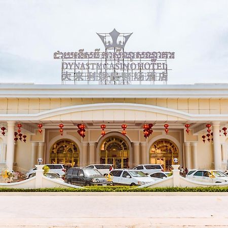 Dynasty Casino Hotel Bavet Dış mekan fotoğraf