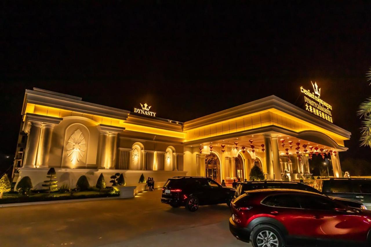 Dynasty Casino Hotel Bavet Dış mekan fotoğraf